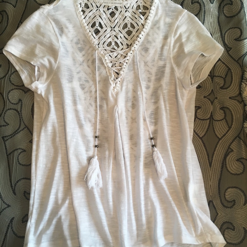 Brand new top from Buckle